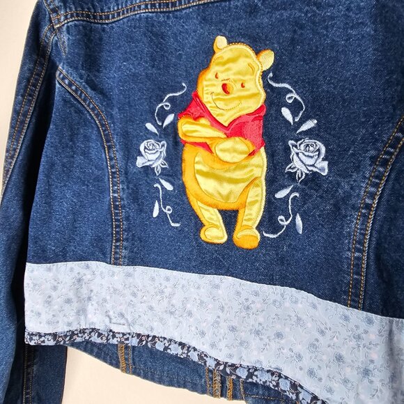 Y2K Vintage Disney Kids Girls Large Denim Jacket Winnie The Pooh Floral Trim - Picture 2 of 6